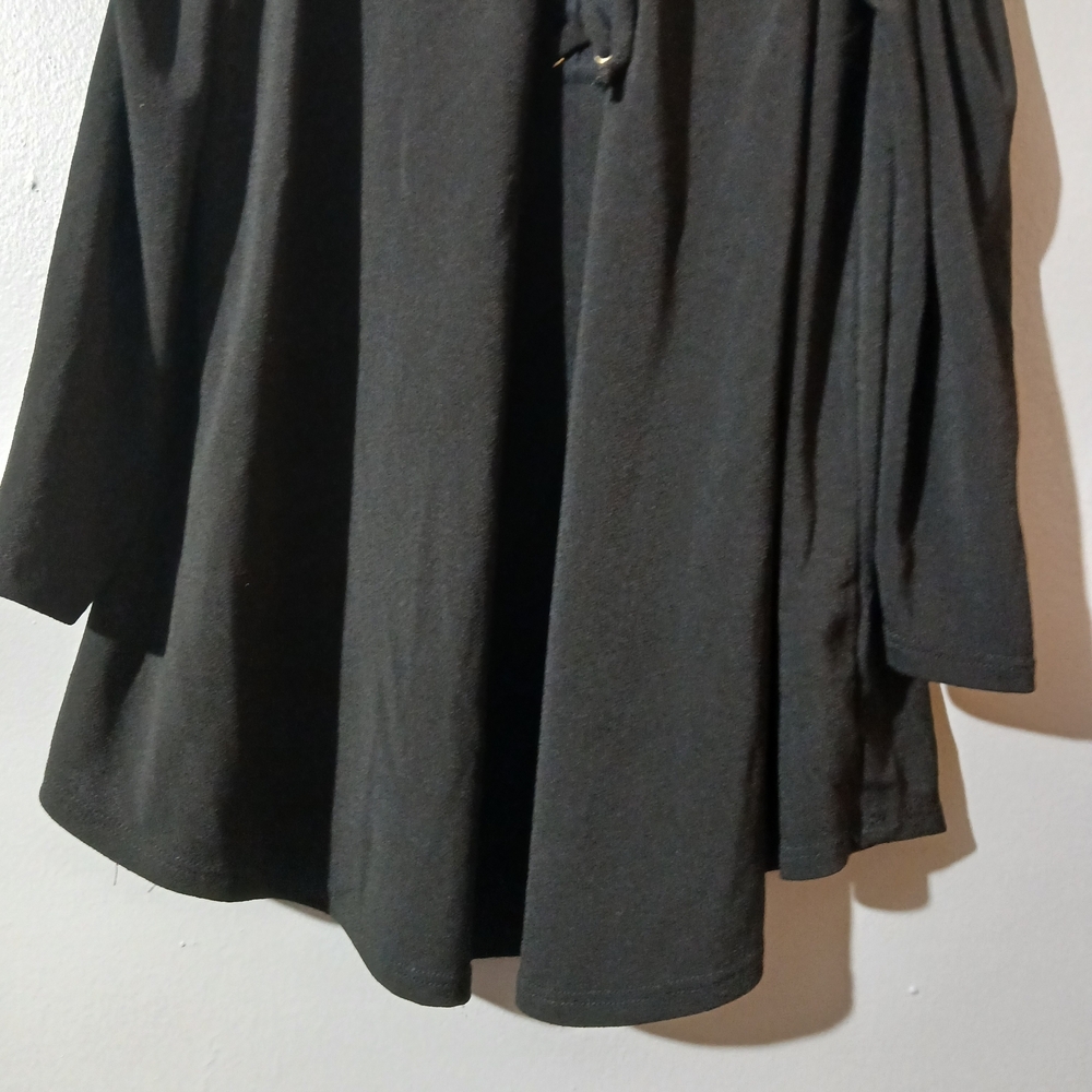 Iz Byer Black Cold Shoulder Lace-Up Blouse Women's Size XL Goth Grunge - Picture 4 of 5
